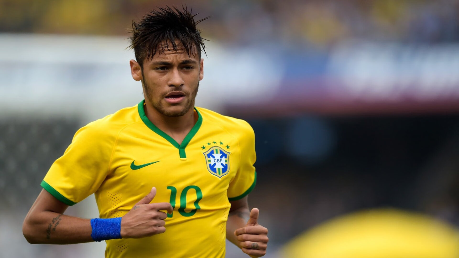 西甲明星战：突破防线，精彩进球！，西甲十大进球